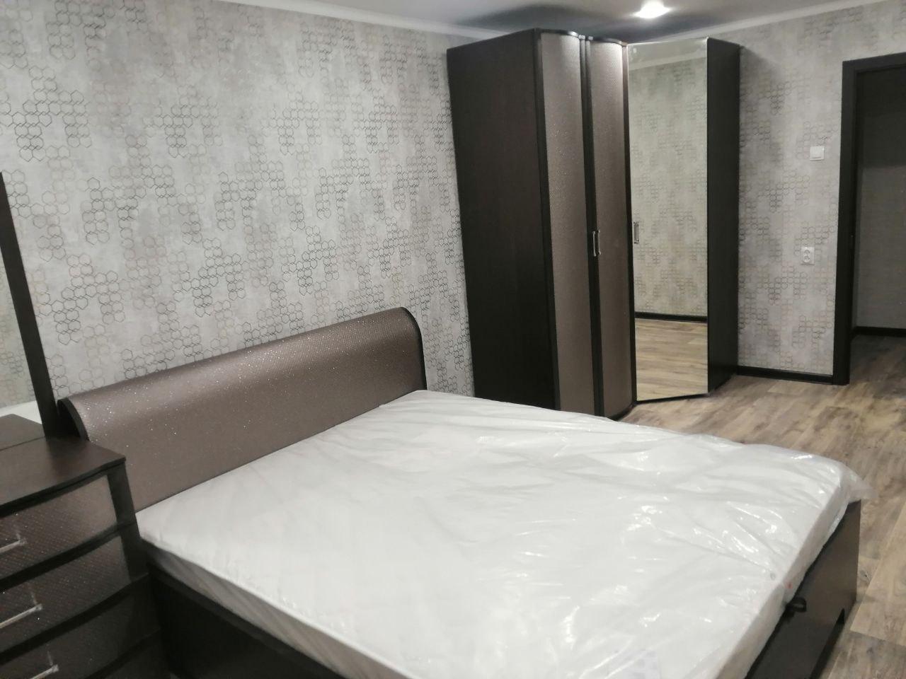 Двуспальная кровать "Барселона" 180 х 190 с подъемным механизмом цвет сонома / punto 06