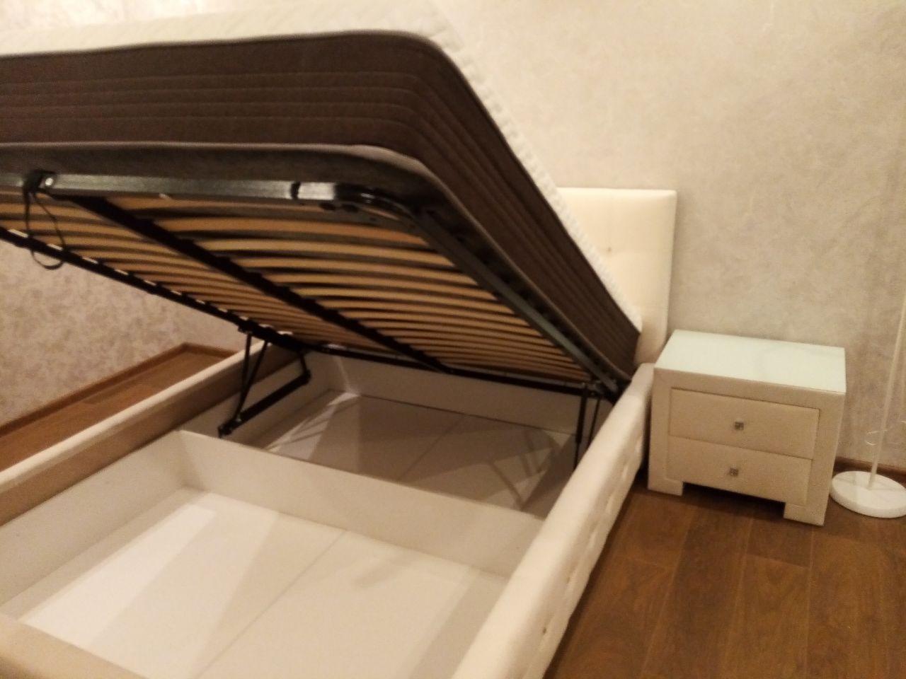 Двуспальная кровать "Bella-Кристалл" 180 х 200 с подъемным механизмом цвет Sancho 2203