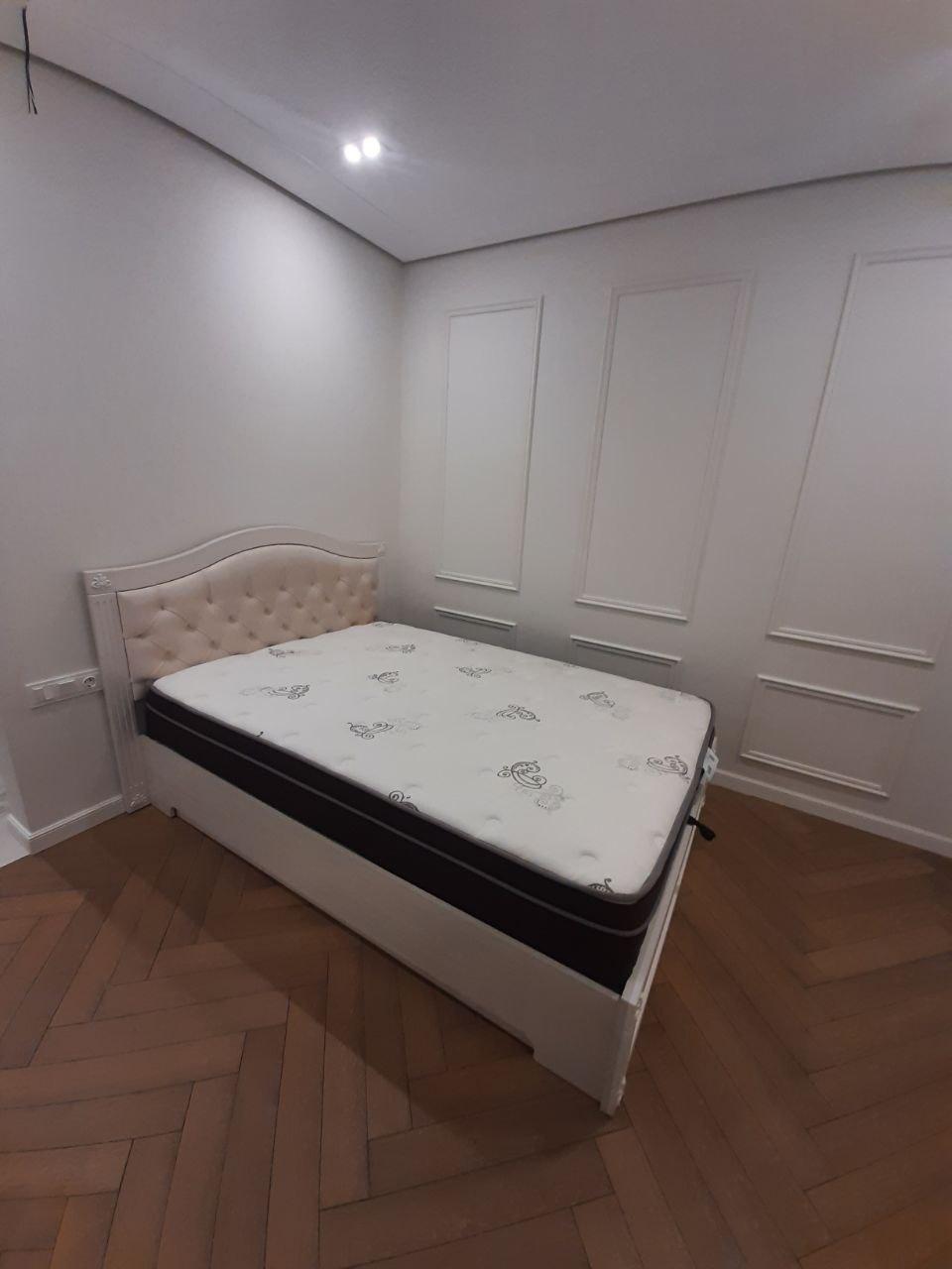 Полутораспальная кровать "Сорренто" 120х200 с подъемным мех-ом цвет орех  изножье высокое