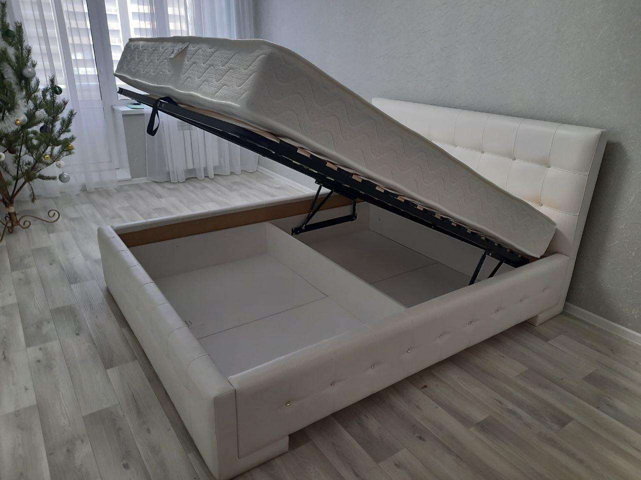 Двуспальная кровать "Bella-Кристалл" 140 х 200 с ортопедическим основанием цвет Sancho 2202