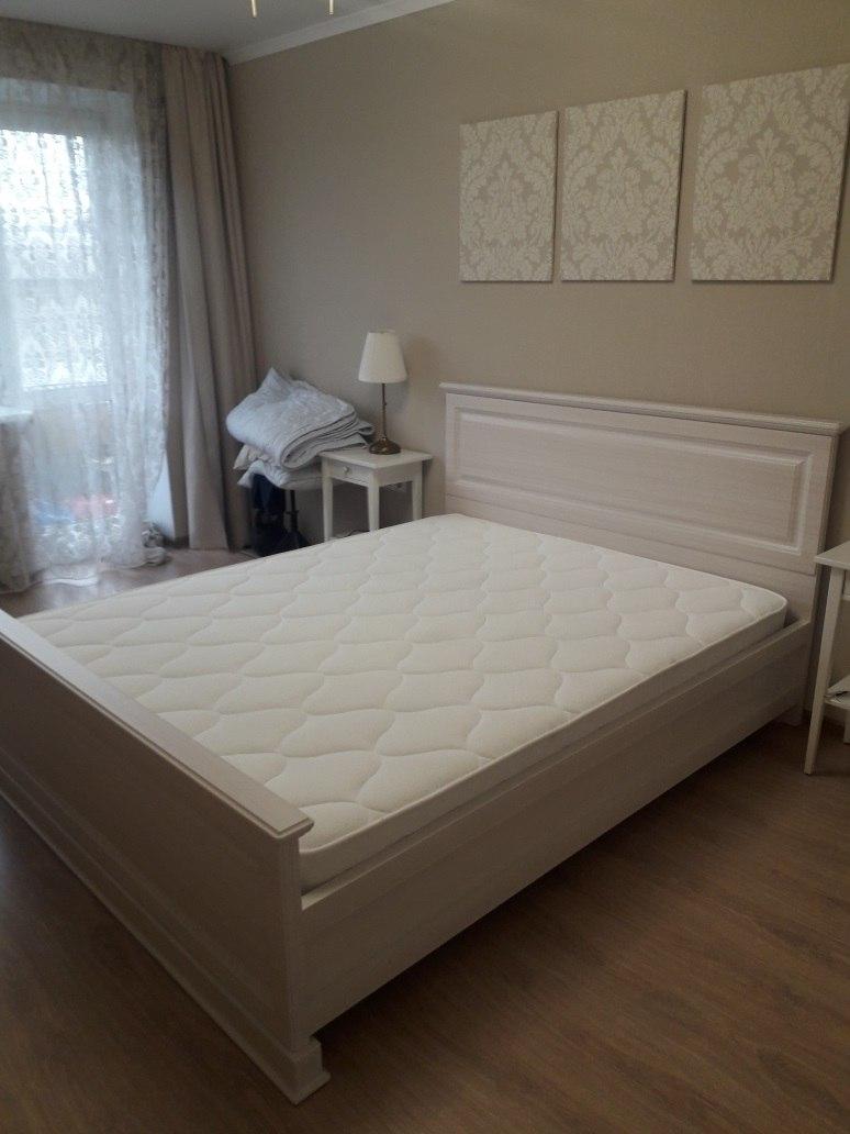 Двуспальная кровать "Прованс " 180 х 200 с подъемным механизмом цвет бодега/сандал изножье низкое