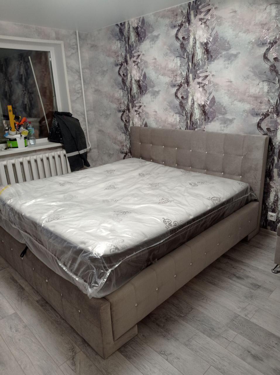 Двуспальная кровать "Bella" 180 х 200 с подъемным механизмом цвет best 03