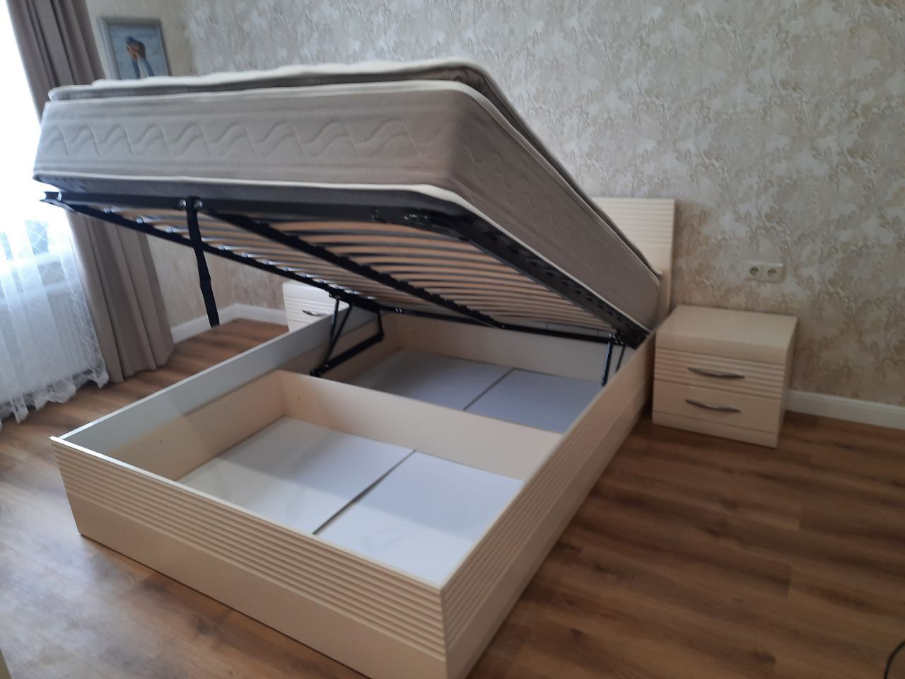 Двуспальная кровать "Афина" 160 х 200 с подъемным механизмом цвет белый глянец  / sancho 2202