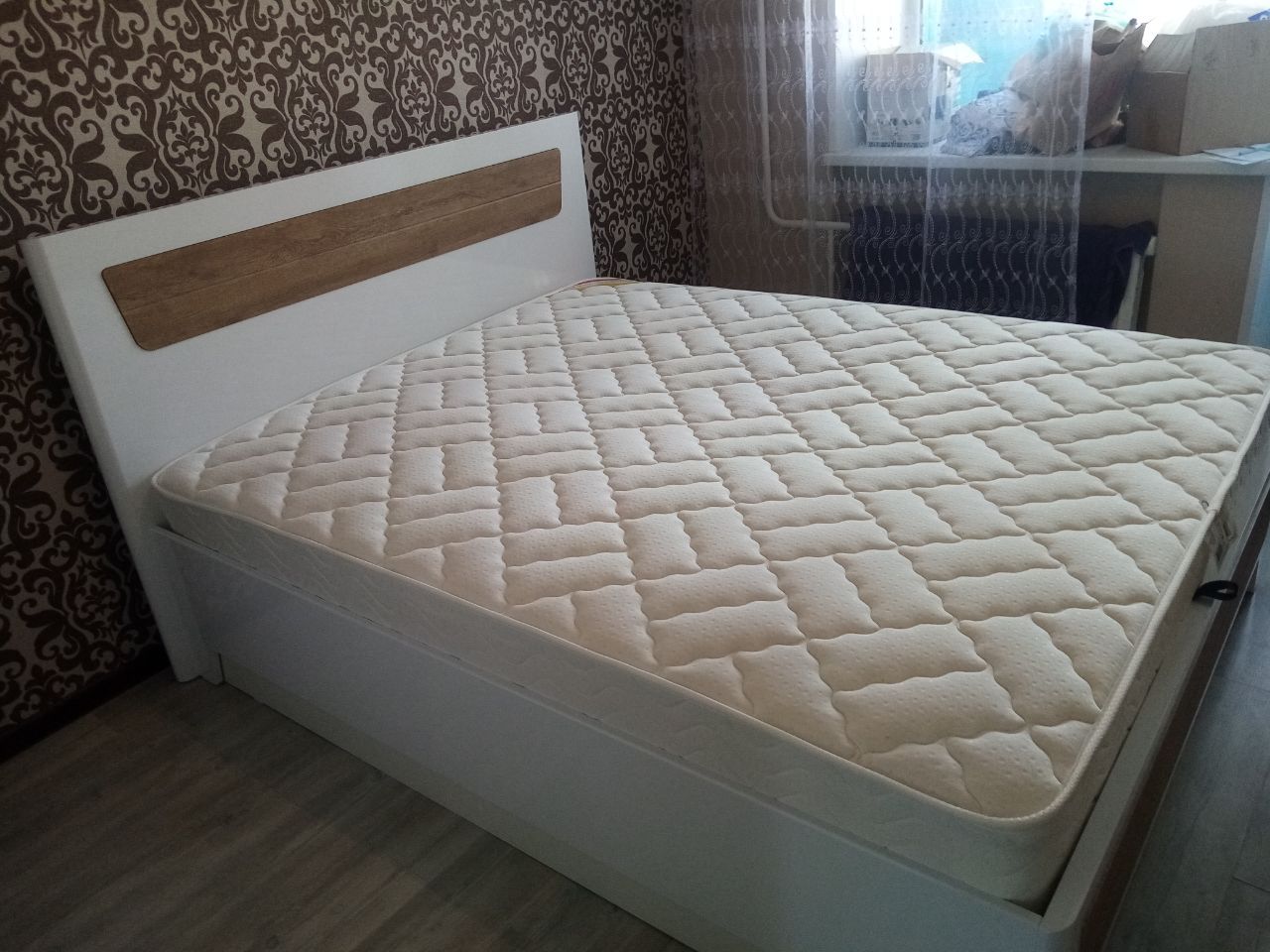 Двуспальная кровать "Бланка" 140 х 200 с подъемным механизмом