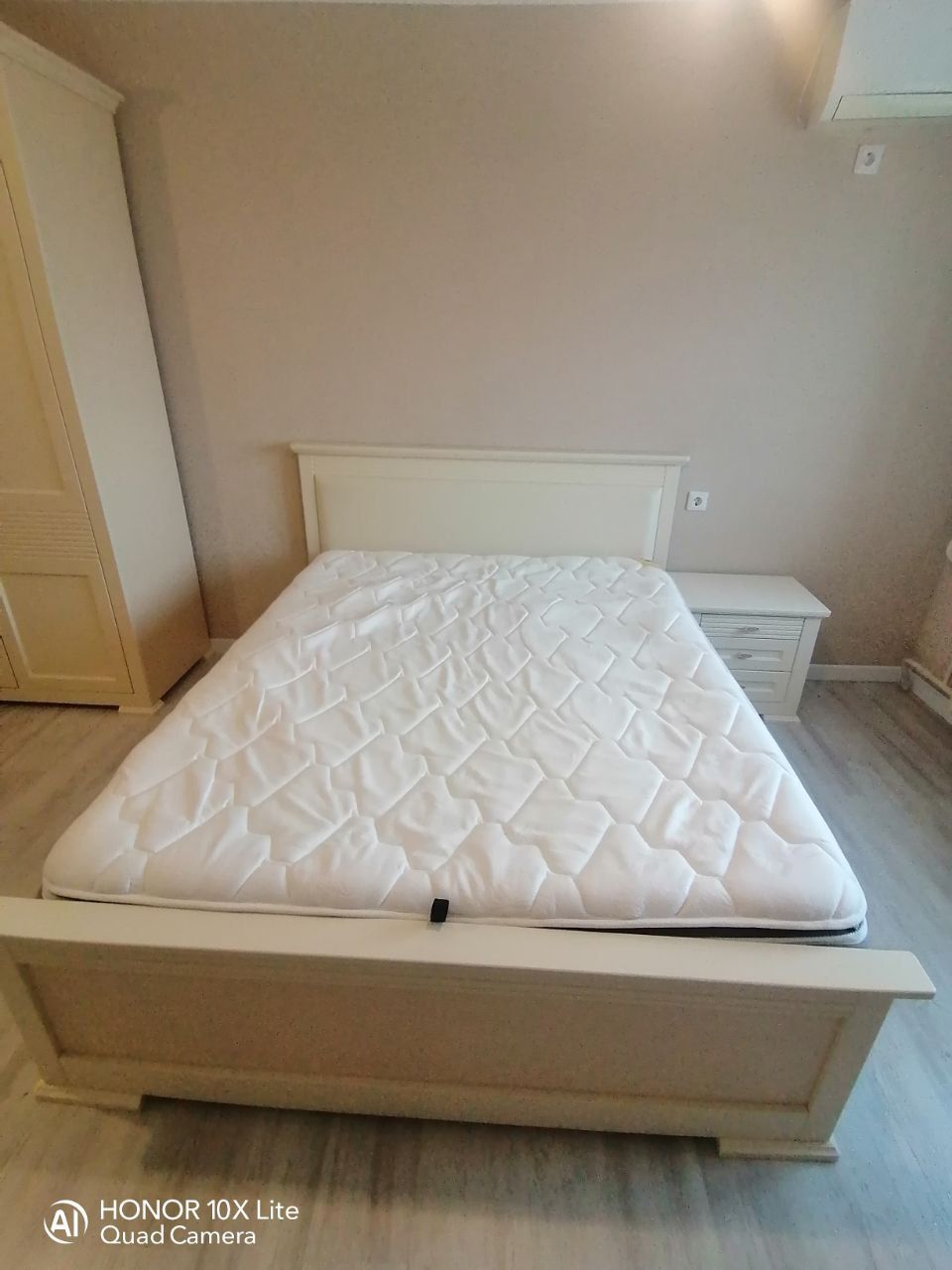 Полутораспальная кровать "Верона" 120 х 190 с подъемным механизмом цвет бежевый изножье высокое