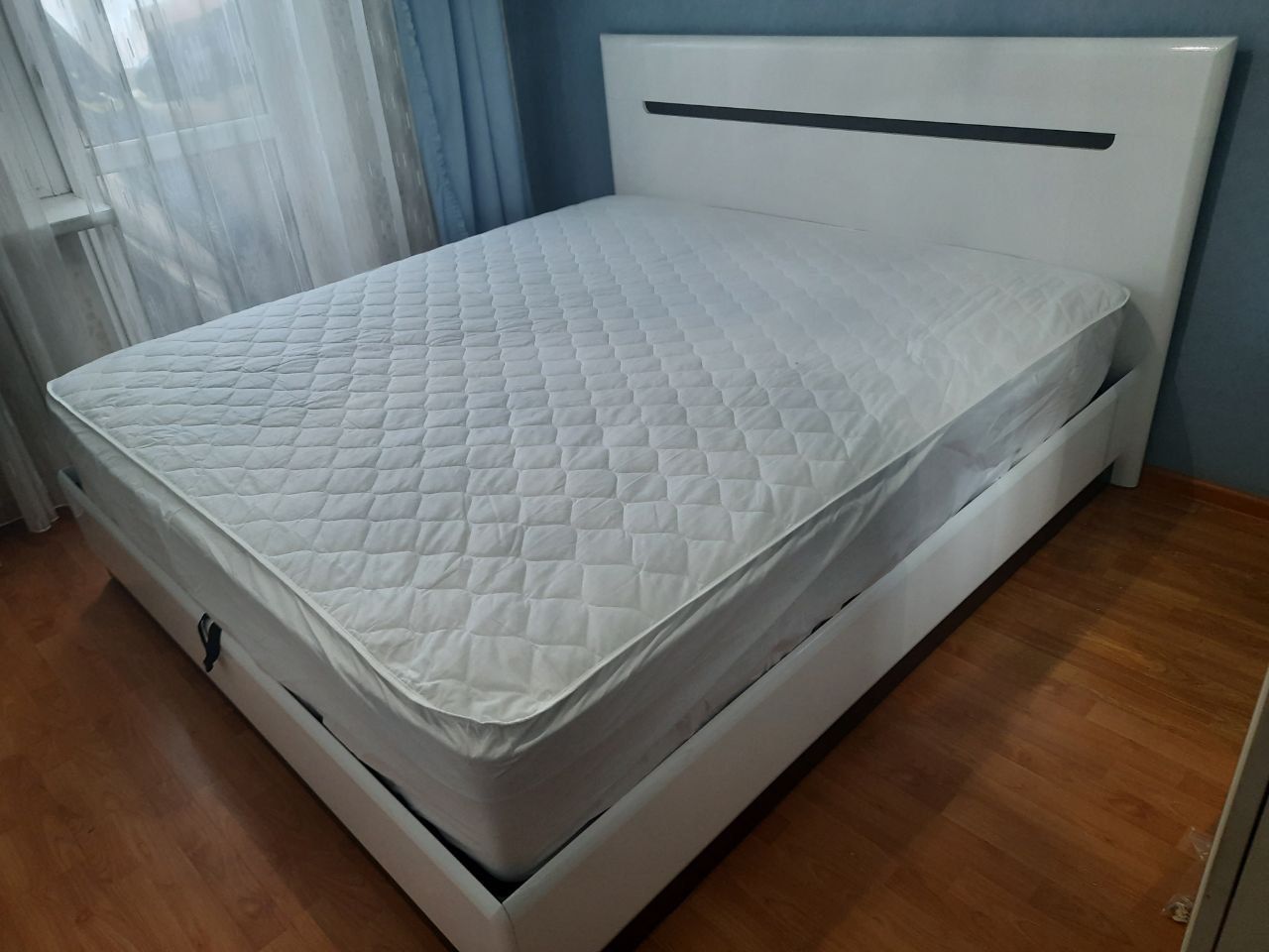 Двуспальная кровать "Парма" 160 х 190 с ортопедическим основанием цвет белый / венге
