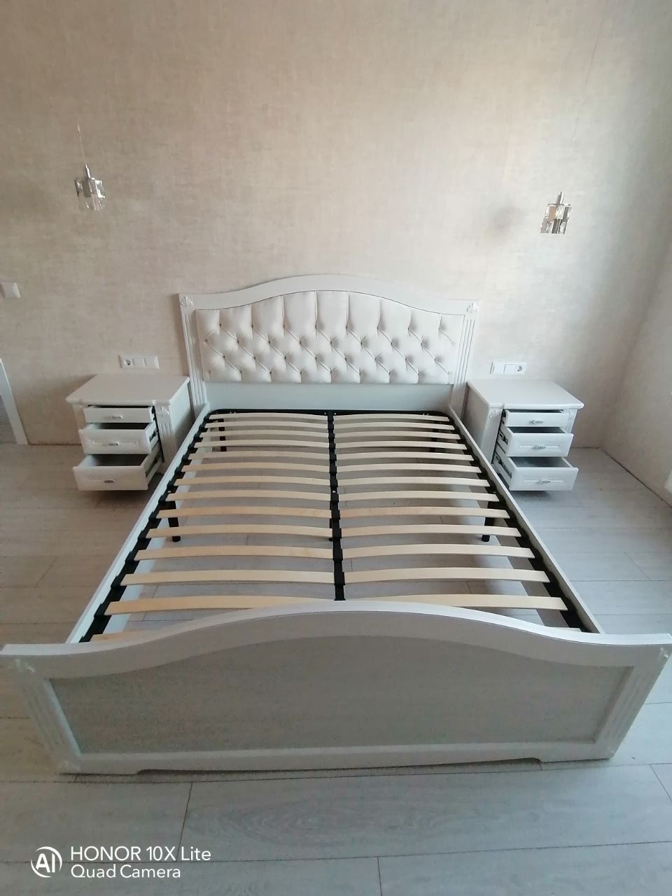 Двуспальная кровать "Сорренто"  180 х 190 с ортопедическим осн-ем цвет ясень серебро изножье высокое