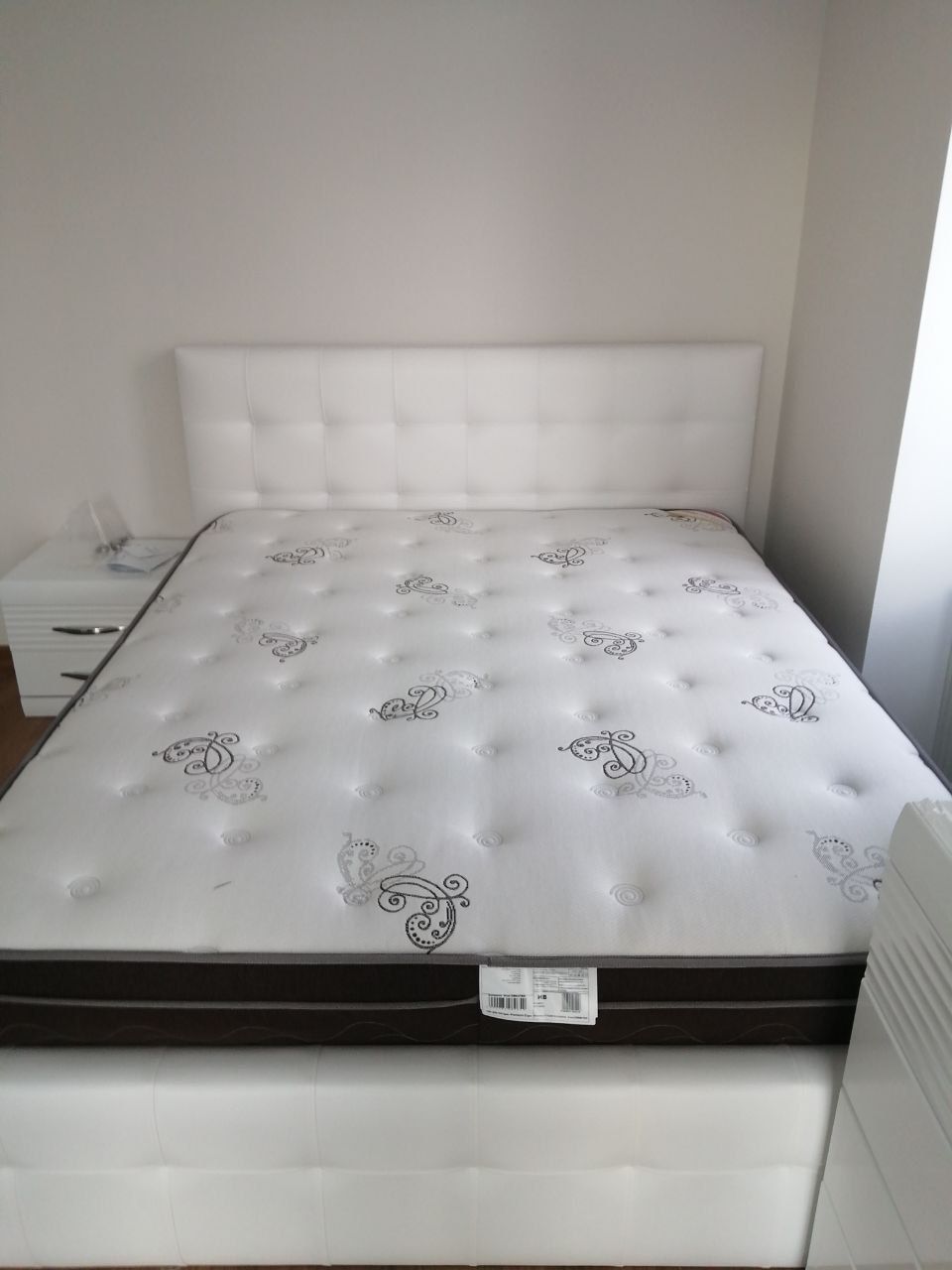 Двуспальная кровать "Bella-Кристалл" 160 х 200 с ортопедическим основанием цвет best 50