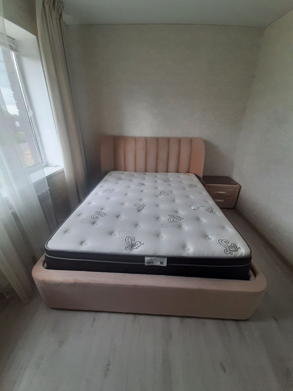 Двуспальная кровать "София" 180 х 200 с ортопедическим основанием